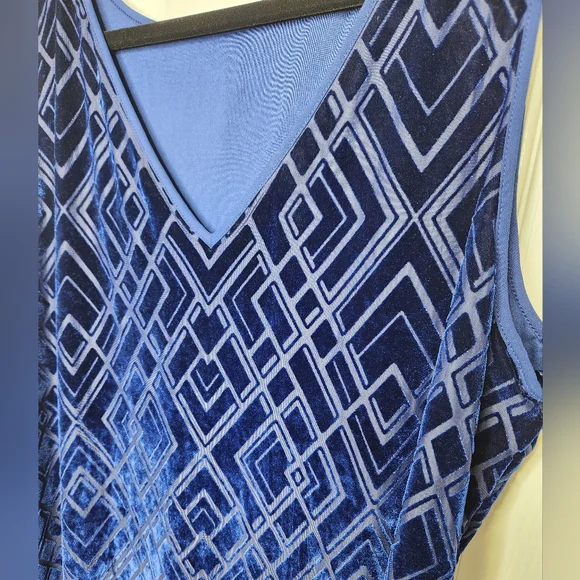 White House Black Market Womens XL Deep Blue Velvet Diamond Pattern Party Dress - Picture 4 of 6